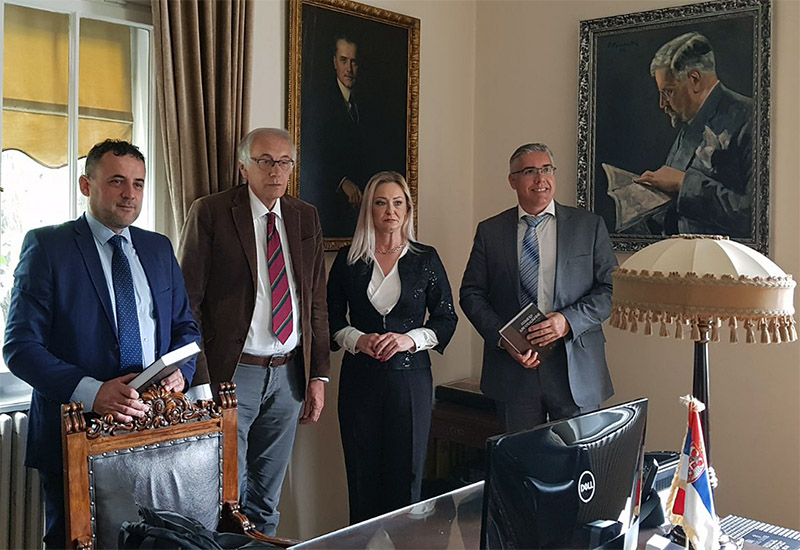 Делегација Архива Босне и Херцеговине посетила Државни архив Србије