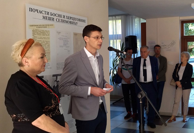 Изложба „Меша Селимовић – избор докумената” отворена на Вуковом сабору
